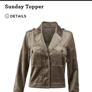 Cabi Sunday Topper - size Small